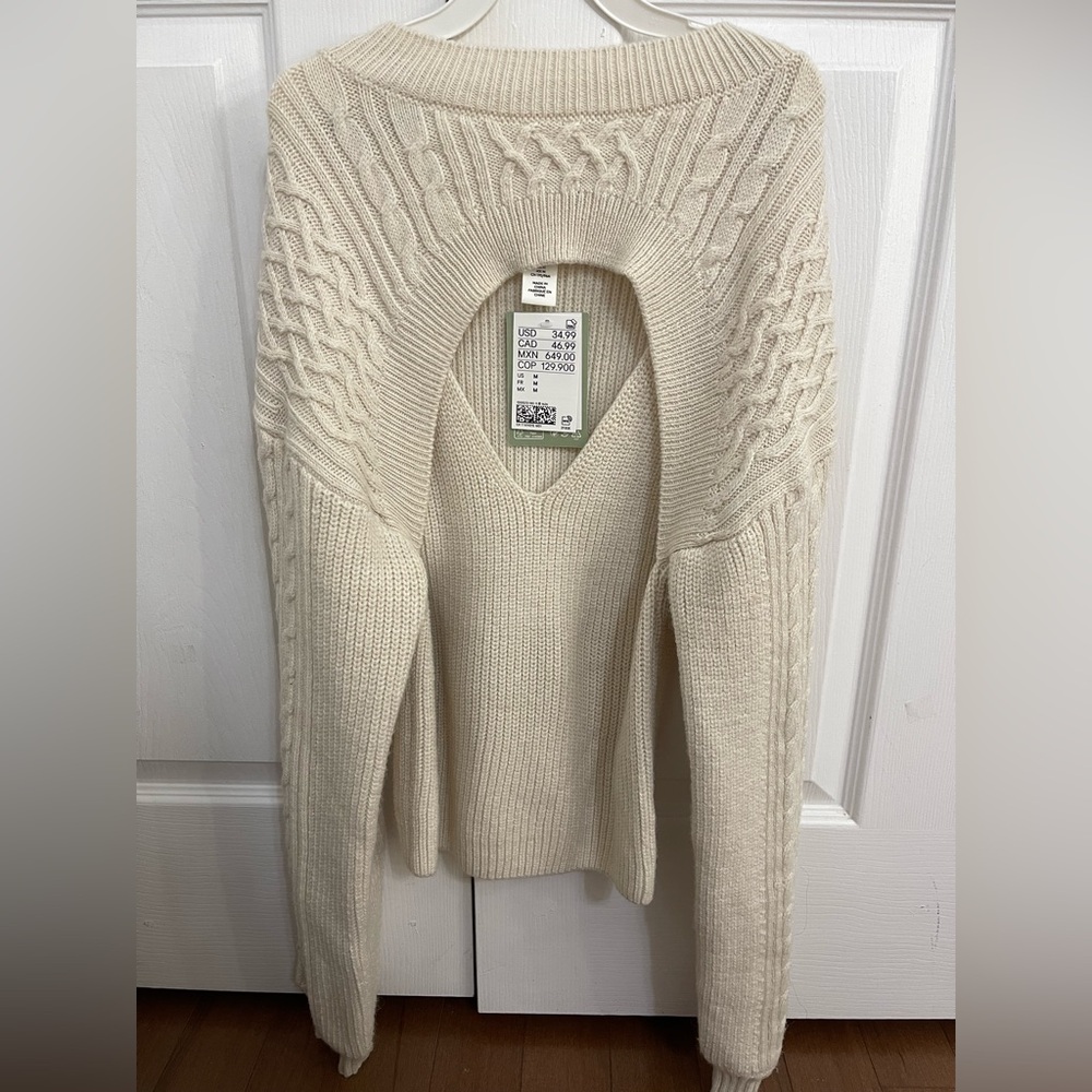 H&M Cream V-Neck Cable Knit Sweater with Built In Tanktop for Fall Cozy Layering